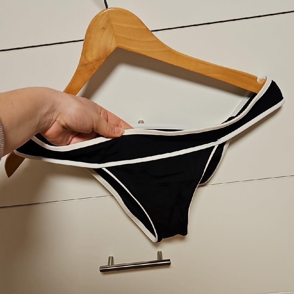 Victoria's Secret Black and White Bikini Bottom